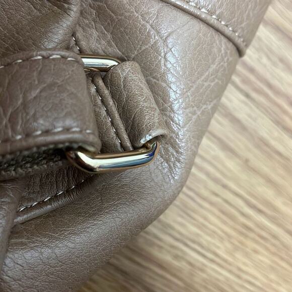 Urban Expressions Tan Reva Backpack - Picture 11 of 12